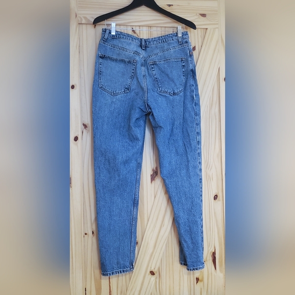 Topshop High Rise Mom Jeans Mid-Blue Wash Size W30 L32 - Picture 5 of 9
